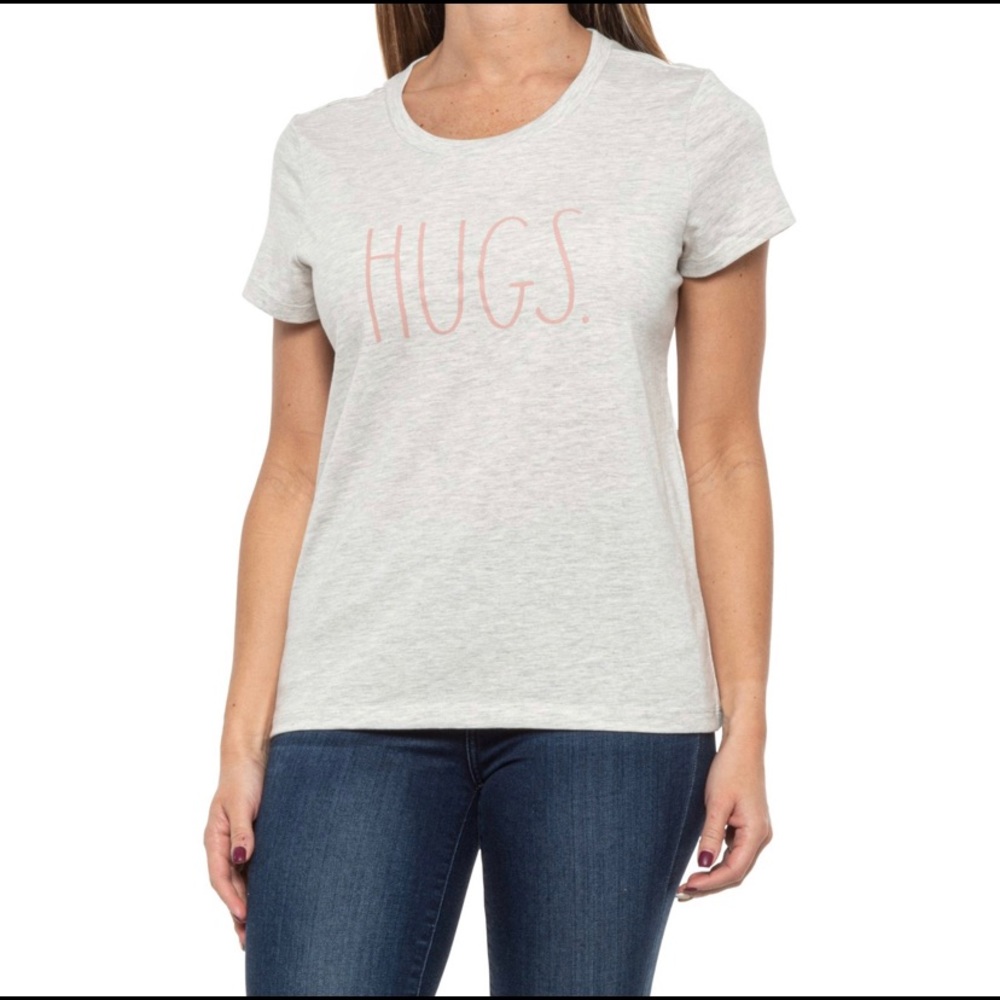 Rae Dunn Gray Fitted Short Sleeve “Hugs” T-Shirt, Size Medium, NWT